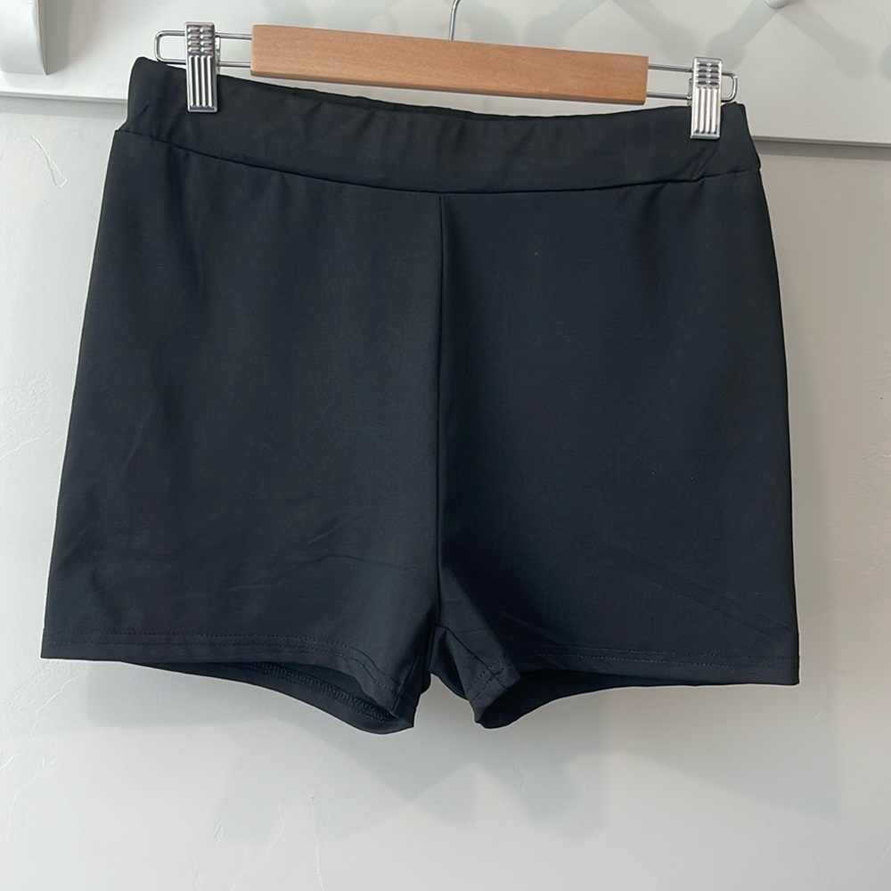 SHEIN size large elastic waist shorts, black